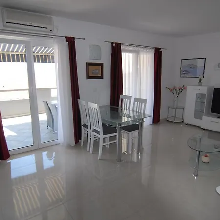 Apartman Natalie Omiš
